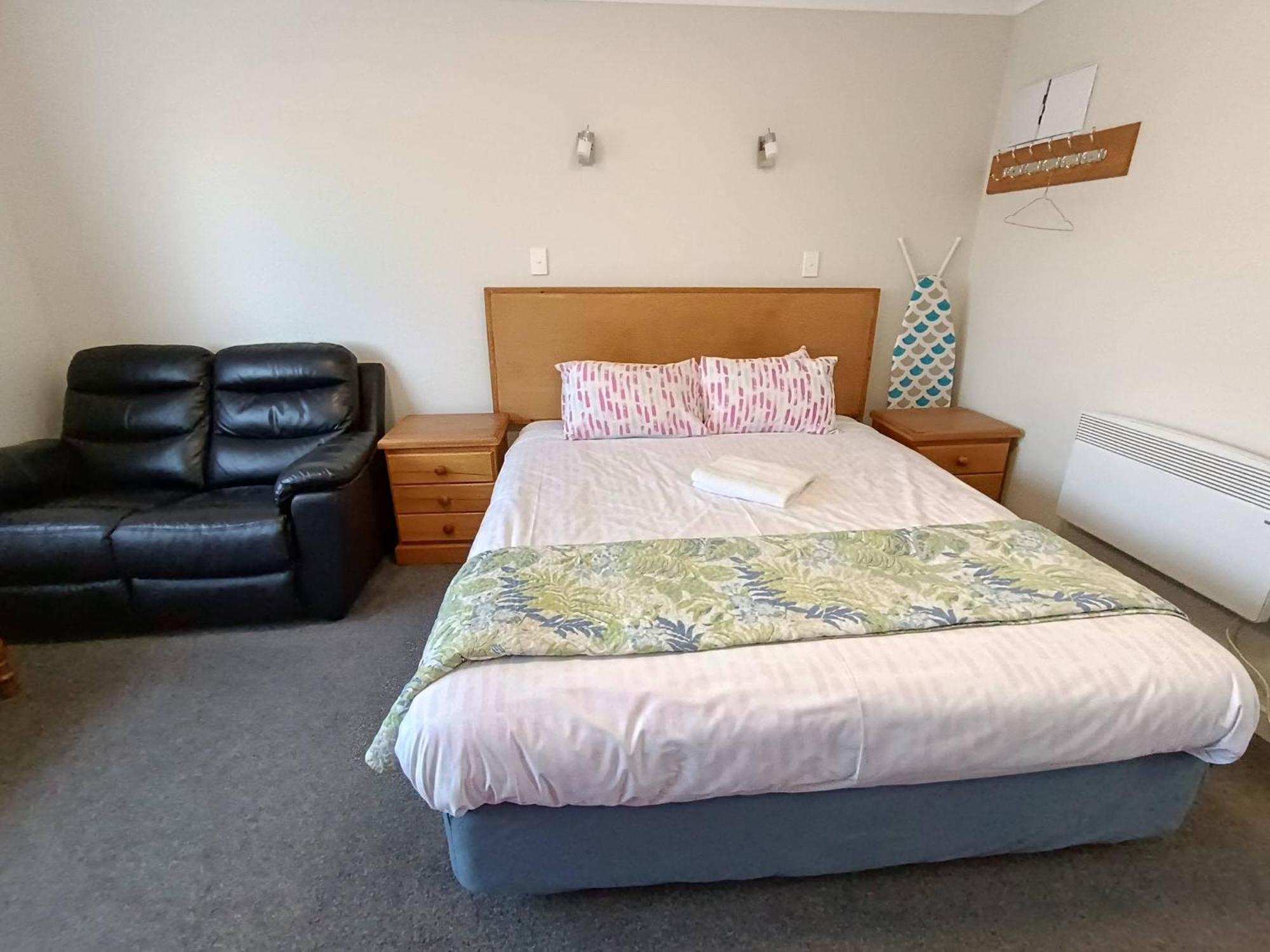 Bayfield Motel And Apartment Dunedin Esterno foto