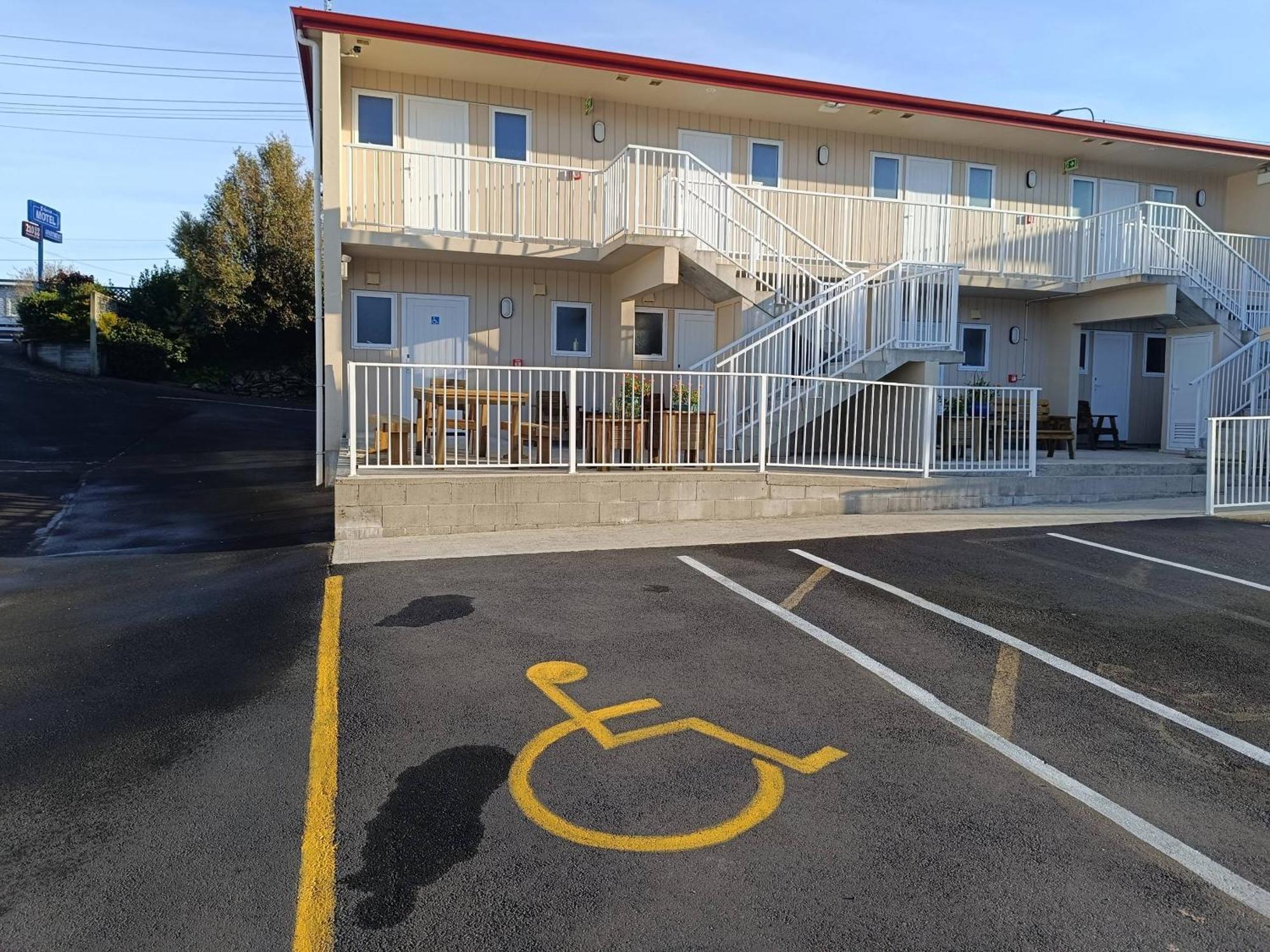Bayfield Motel And Apartment Dunedin Esterno foto